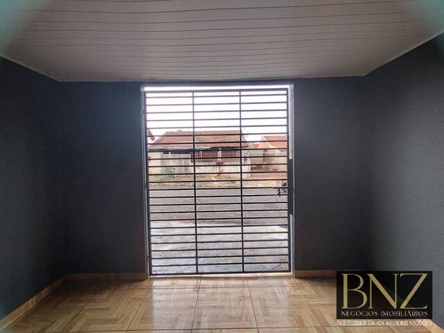 #9081 - Casa para Locação em Arapongas - PR