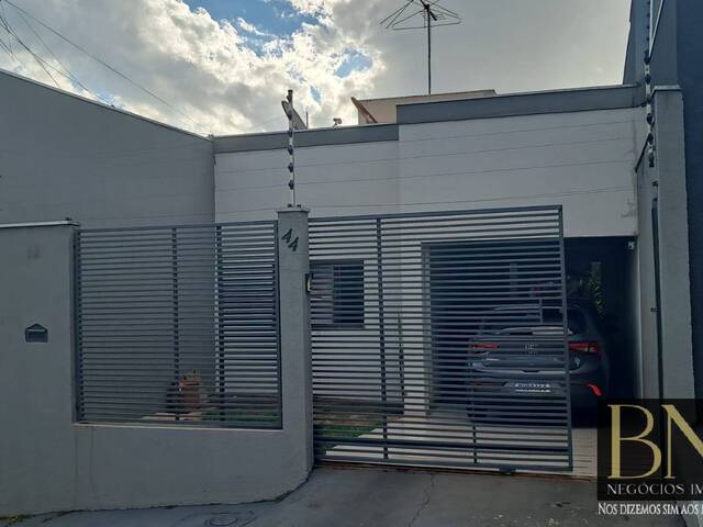 #10385 - Casa para Venda em Arapongas - PR