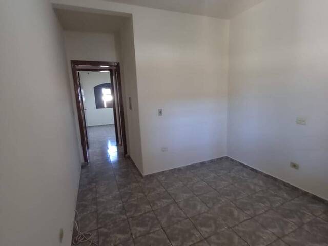 #10389 - Apartamento para Locação em Arapongas - PR - 2