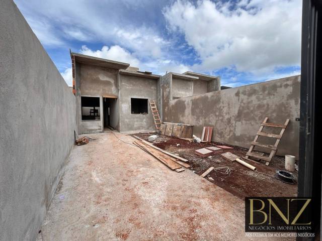 #10421 - Casa para Venda em Arapongas - PR - 2