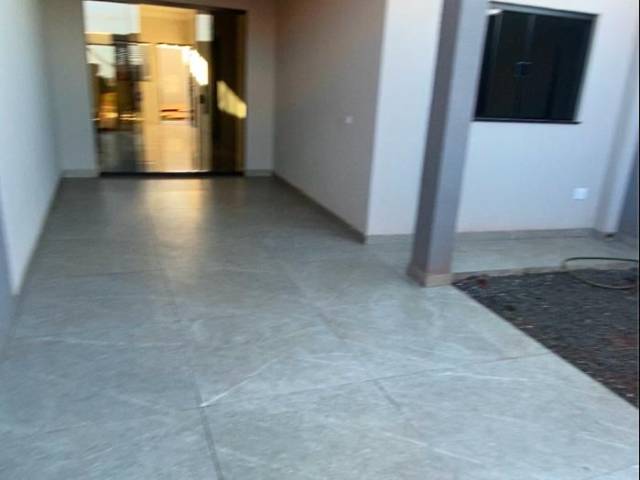 #10456 - Casa para Venda em Arapongas - PR - 2