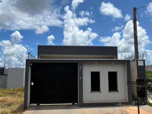 #10466 - Casa para Venda em Arapongas - PR - 1