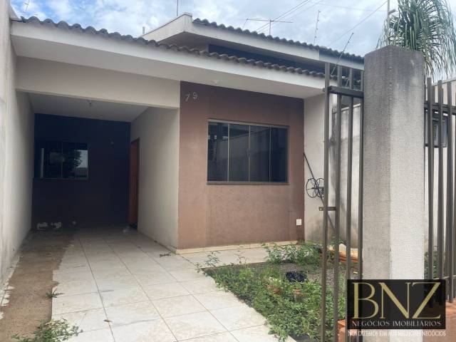 #10391 - Casa para Venda em Arapongas - PR - 2