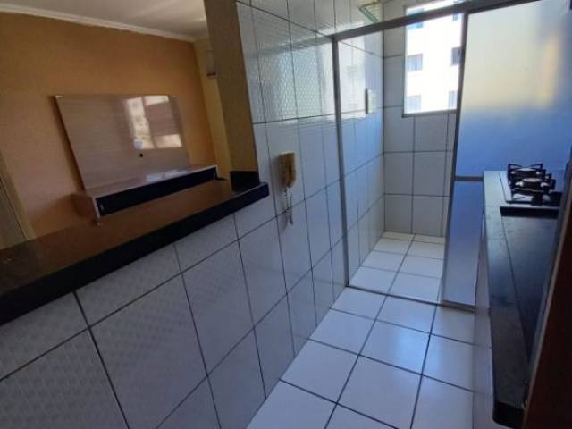 #10476 - Apartamento para Locação em Arapongas - PR - 2