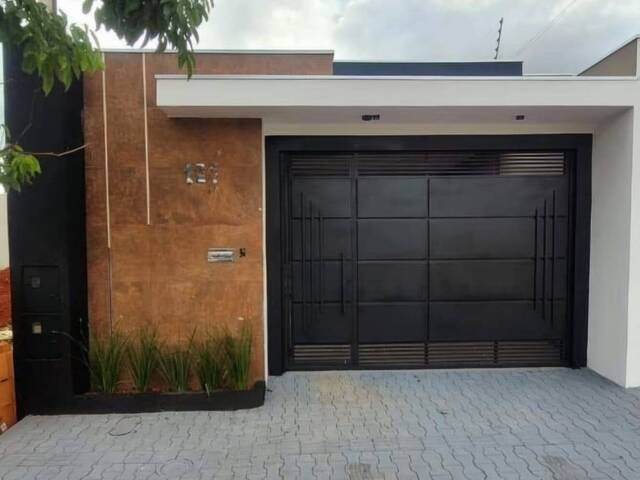 #10505 - Casa para Venda em Arapongas - PR - 1