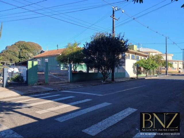 #10506 - Casa para Venda em Arapongas - PR - 1