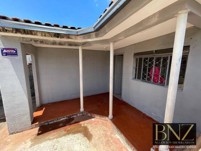 #10519 - Casa para Locação em Arapongas - PR - 2
