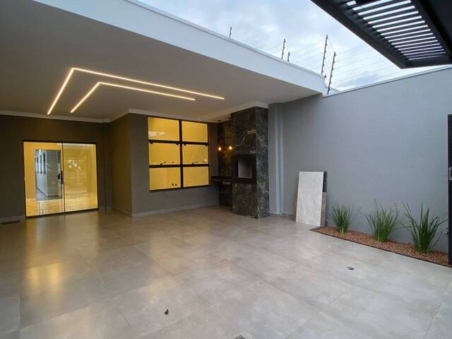 #10528 - Casa para Venda em Arapongas - PR