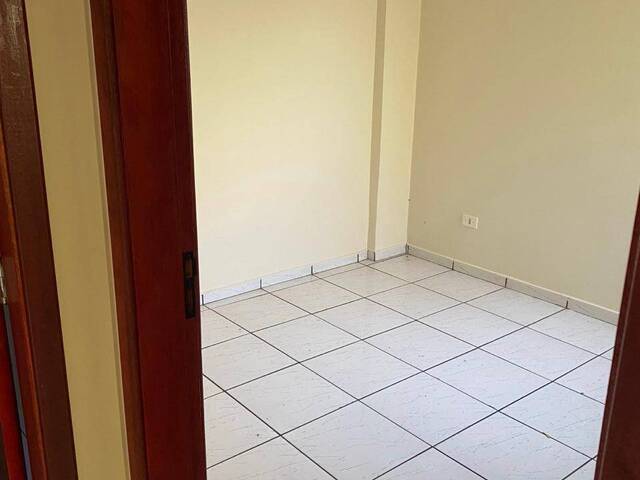 Apartamento para Venda em Arapongas - 4