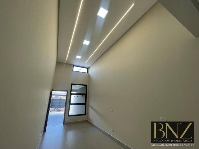 #10545 - Casa para Venda em Arapongas - PR - 3