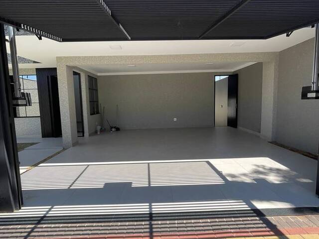 #10560 - Casa para Venda em Arapongas - PR - 2