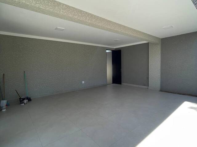 #10560 - Casa para Venda em Arapongas - PR - 3