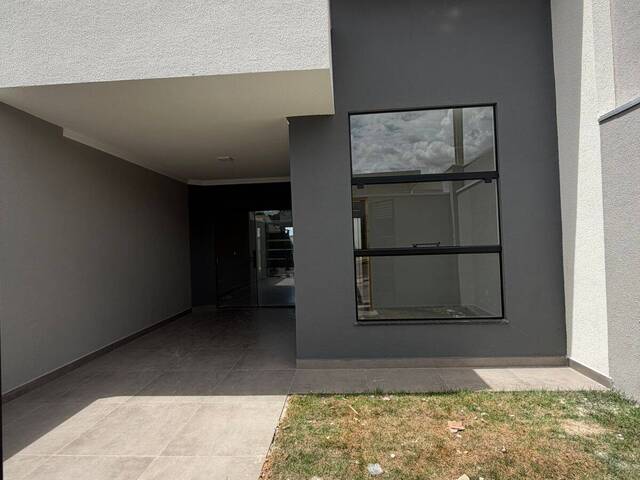 #10562 - Casa para Venda em Arapongas - PR - 3