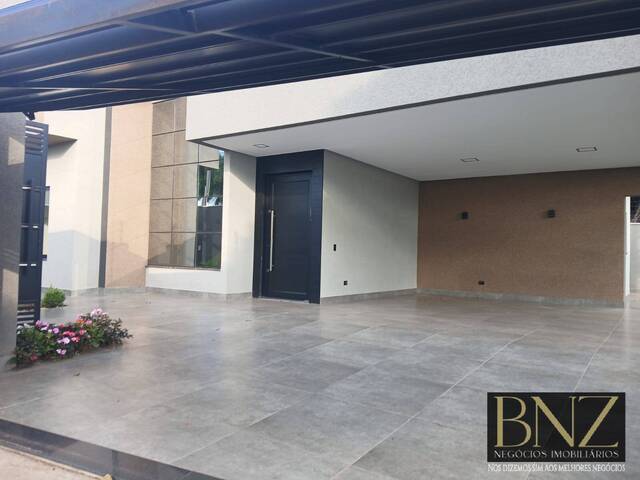 #10565 - Casa para Venda em Arapongas - PR - 3