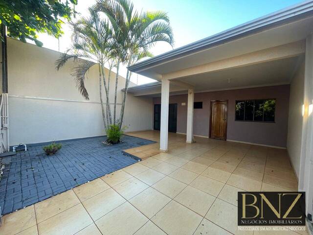 #10566 - Casa para Venda em Arapongas - PR