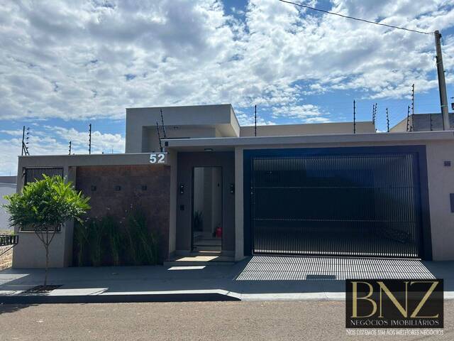 #10569 - Casa para Venda em Arapongas - PR - 2