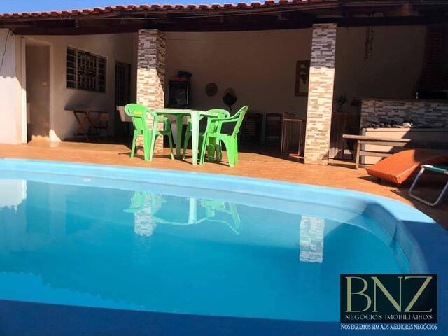 #10576 - Casa para Venda em Arapongas - PR - 3