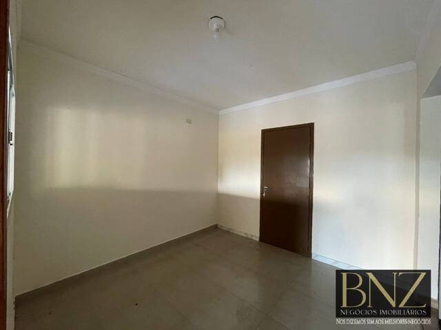 #10585 - Casa para Locação em Arapongas - PR - 3