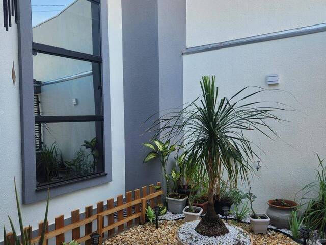 #10593 - Casa para Venda em Arapongas - PR - 2