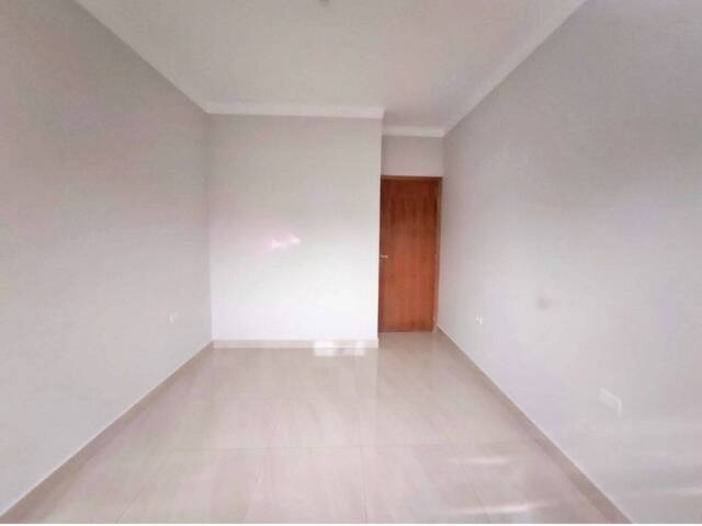 #10605 - Casa para Venda em Arapongas - PR