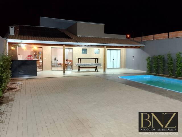 #10628 - Casa para Venda em Arapongas - PR - 1