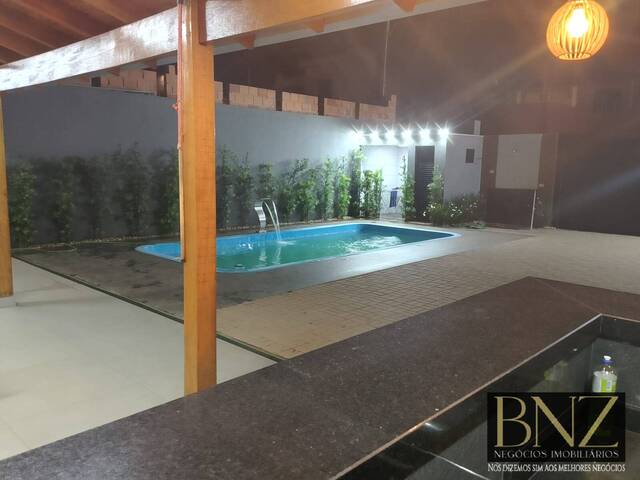 #10628 - Casa para Venda em Arapongas - PR - 2