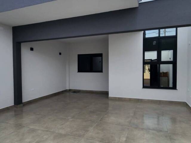#10693 - Casa para Venda em Arapongas - PR - 3