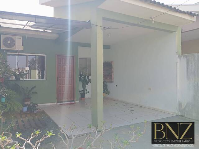 #10694 - Casa para Venda em Arapongas - PR - 3