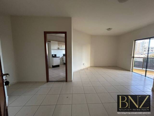 #10696 - Apartamento para Locação em Arapongas - PR - 2