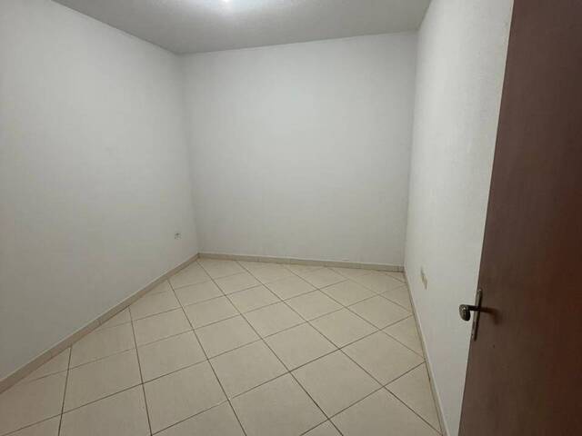 #6735 - Apartamento para Locação em Arapongas - PR