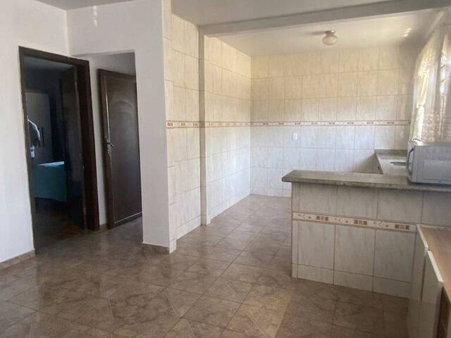 #10697 - Casa para Venda em Arapongas - PR - 2