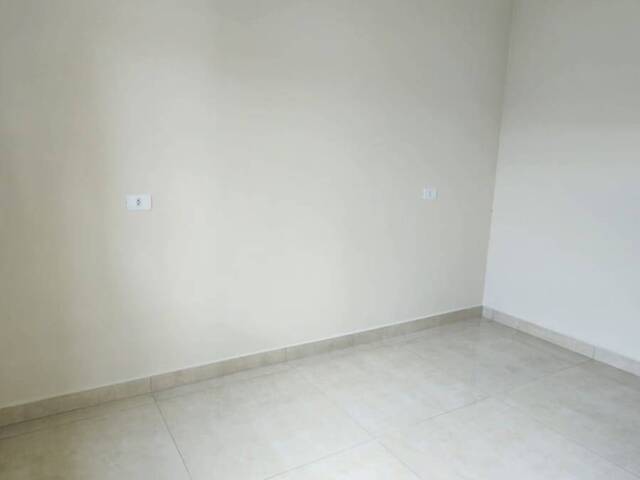 #10709 - Casa para Venda em Arapongas - PR - 3