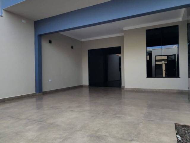 #10709 - Casa para Venda em Arapongas - PR - 2