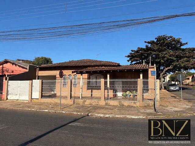 #10730 - Casa para Venda em Arapongas - PR