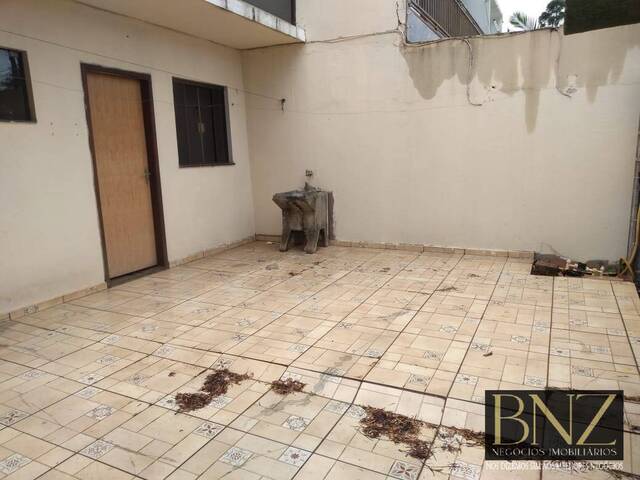 #7486 - Apartamento para Locação em Arapongas - PR - 2