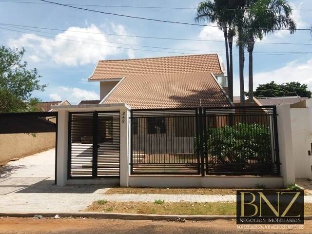 #7549 - Casa para Venda em Arapongas - PR - 1