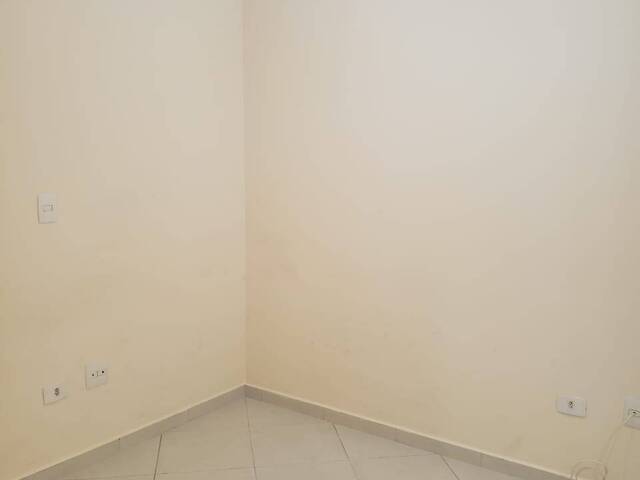 #7593 - Apartamento para Locação em Arapongas - PR