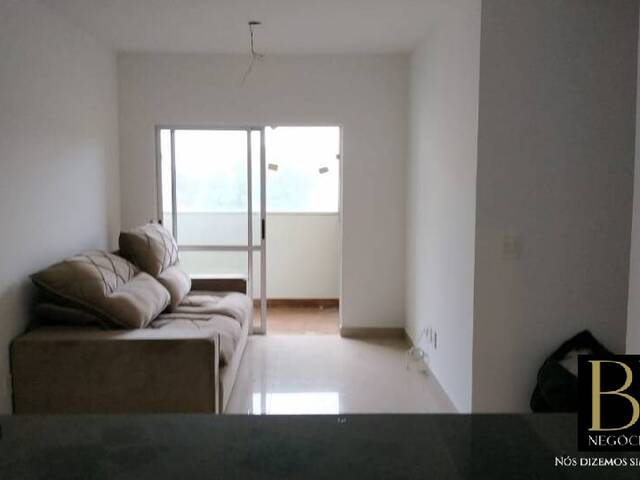 #7805 - Apartamento para Venda em Arapongas - PR