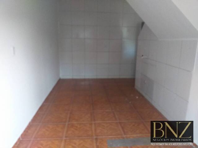 #8095 - Casa para Locação em Arapongas - PR