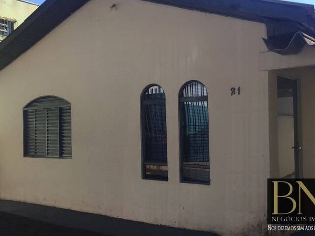 #8476 - Casa para Locação em Arapongas - PR - 2