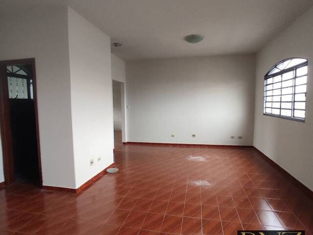 #8611 - Apartamento para Venda em Arapongas - PR - 3