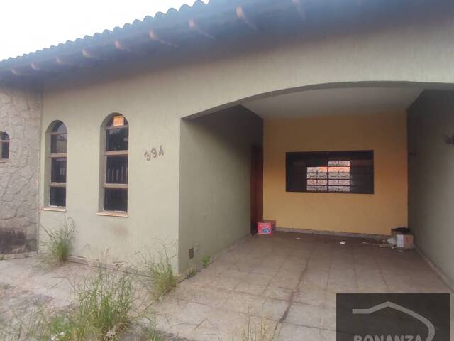 #8648 - Casa para Venda em Arapongas - PR - 2