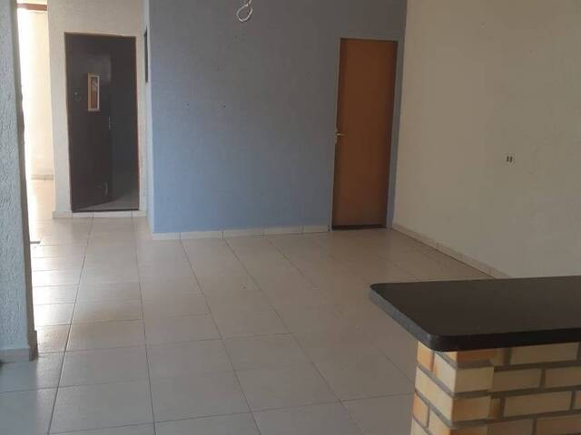 #8650 - Casa para Venda em Arapongas - PR - 2