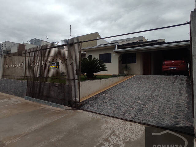 #8651 - Casa para Venda em Arapongas - PR - 2