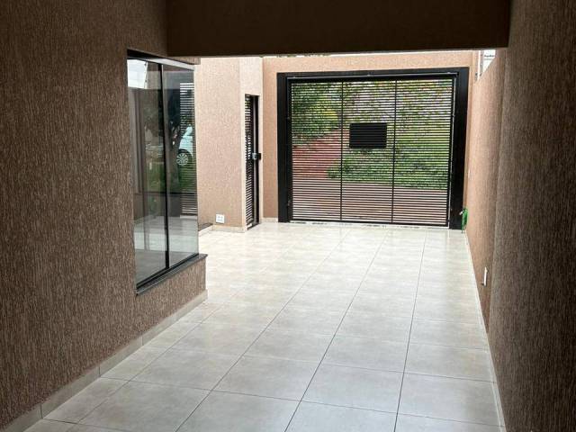 #8785 - Casa para Venda em Arapongas - PR