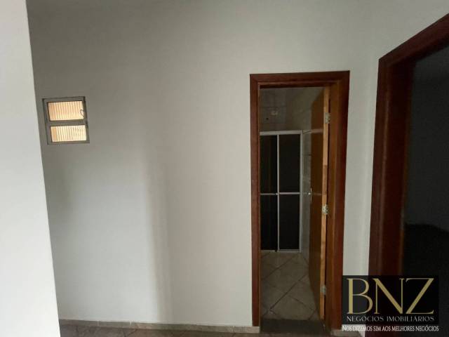 #10449 - Apartamento para Locação em Arapongas - PR - 3