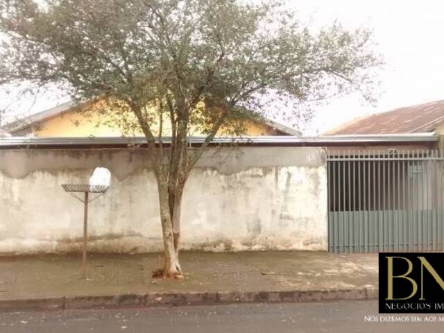 #5904 - Casa para Venda em Arapongas - PR - 2